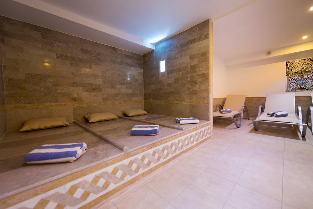Alexain Hotel Restaurant & Wellness - Colmar Ouest Trois-Epis Exterior photo