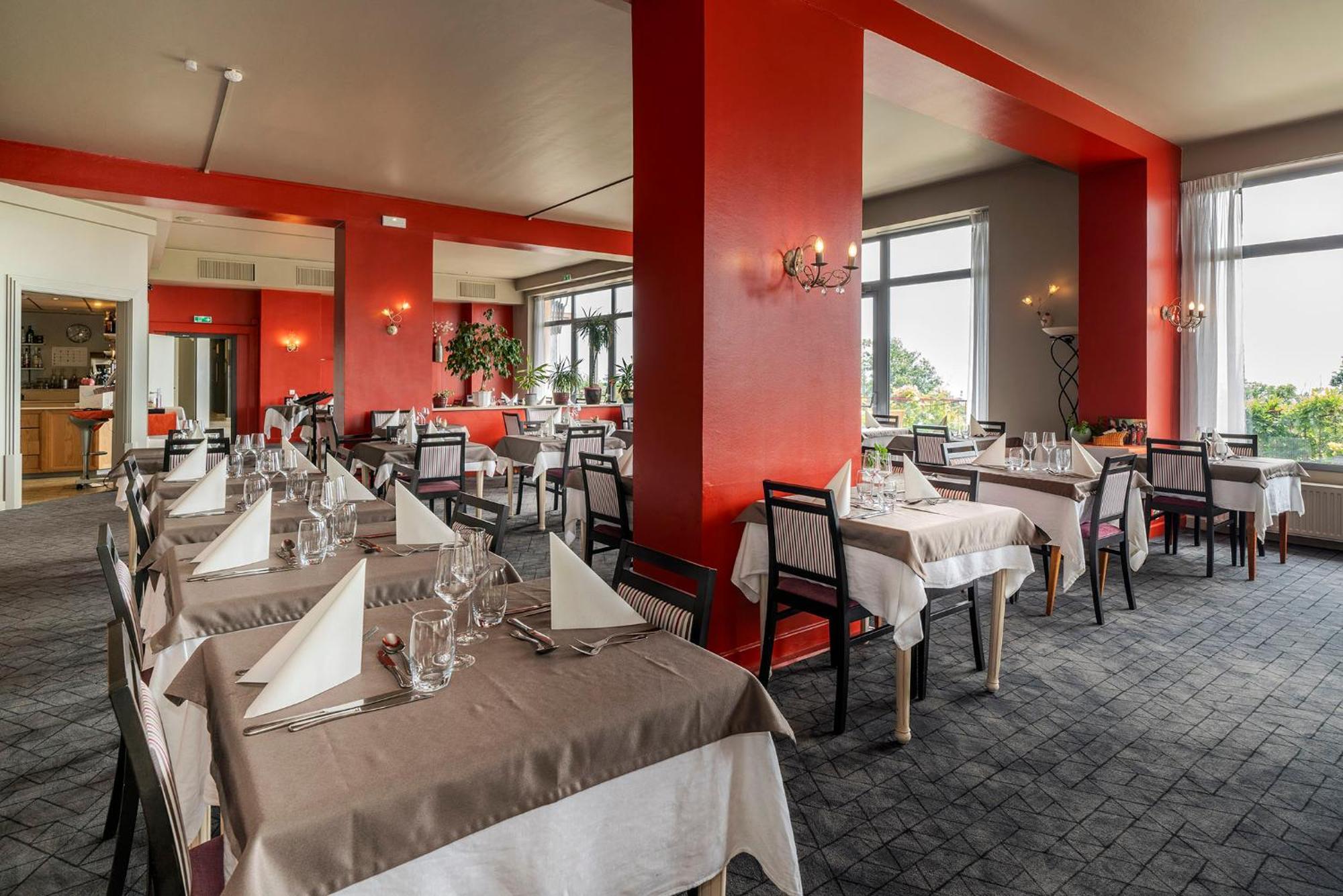 Alexain Hotel Restaurant & Wellness - Colmar Ouest Trois-Epis Exterior photo